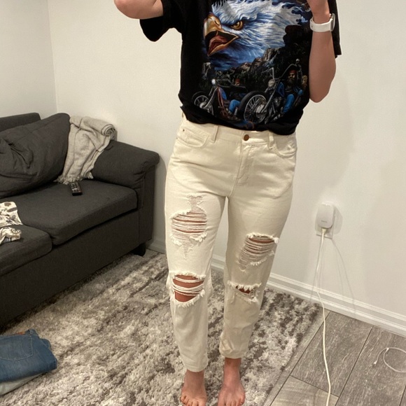 White Billabong boyfriend Jeans - Picture 1 of 4
